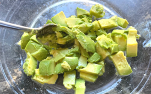 avocado in lemon juice