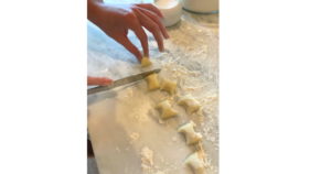 cutting gnocchi