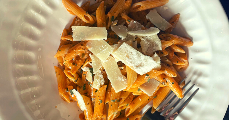 Penne with Spicy Vodka Sauce