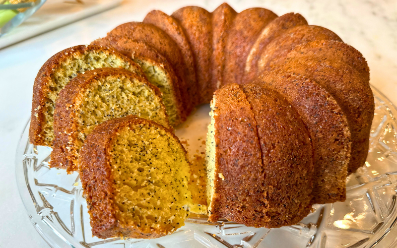 Pal’s Pineapple Poppyseed Cake